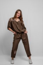 Jogger destoyed 82575
